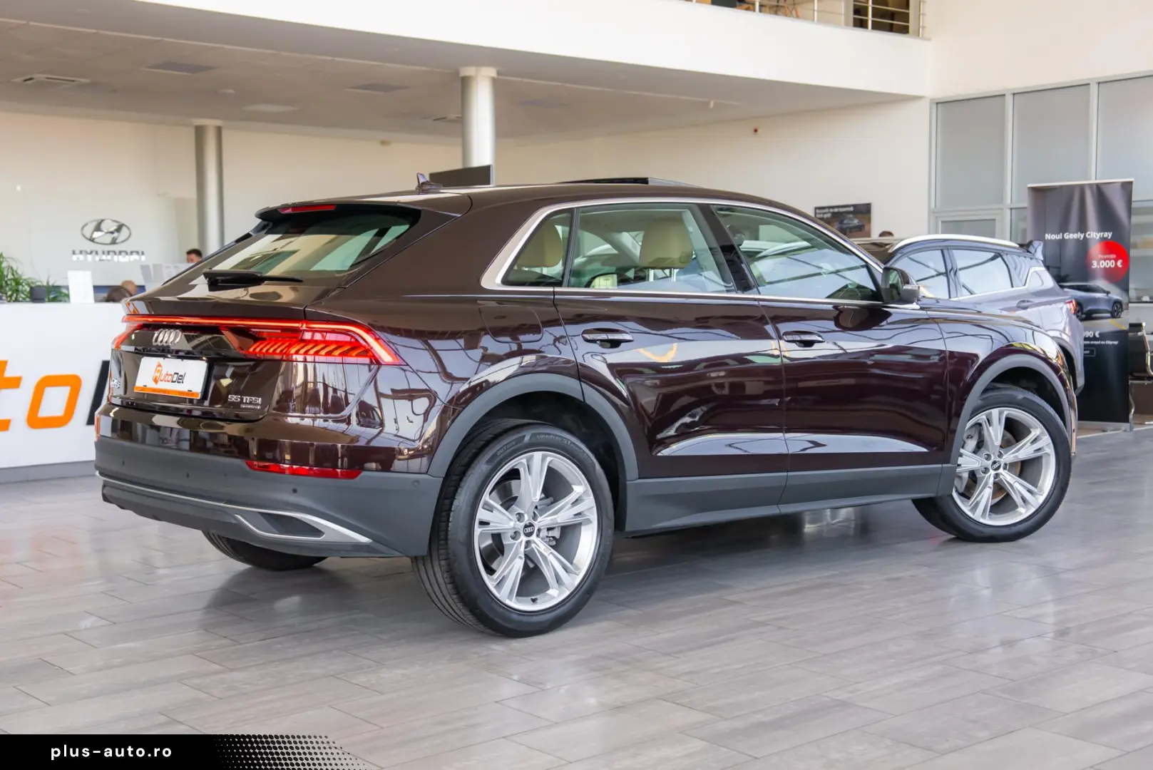 Audi Q8 55 TFSI quattro Tiptronic