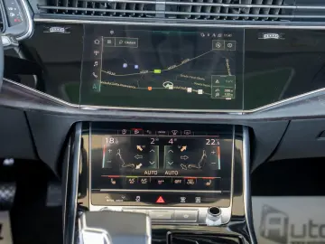 Audi Q8 55 TFSI quattro Tiptronic