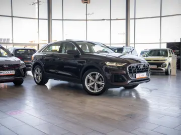 Audi Q8 55 TFSI quattro Tiptronic