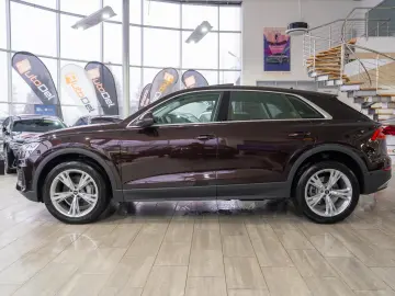 Audi Q8 55 TFSI quattro Tiptronic