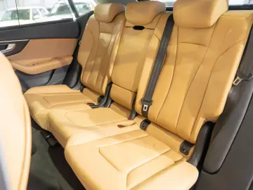 Audi Q8 55 TFSI quattro Tiptronic