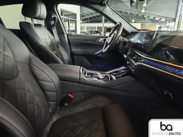 X6 30d xDrive M Sport Pro 22  Pano HK Luft 4Z AH