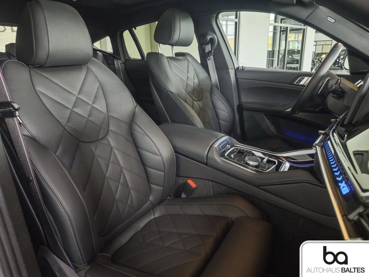 X6 30d xDrive M Sport Pro 22  Pano HK Luft 4Z AH