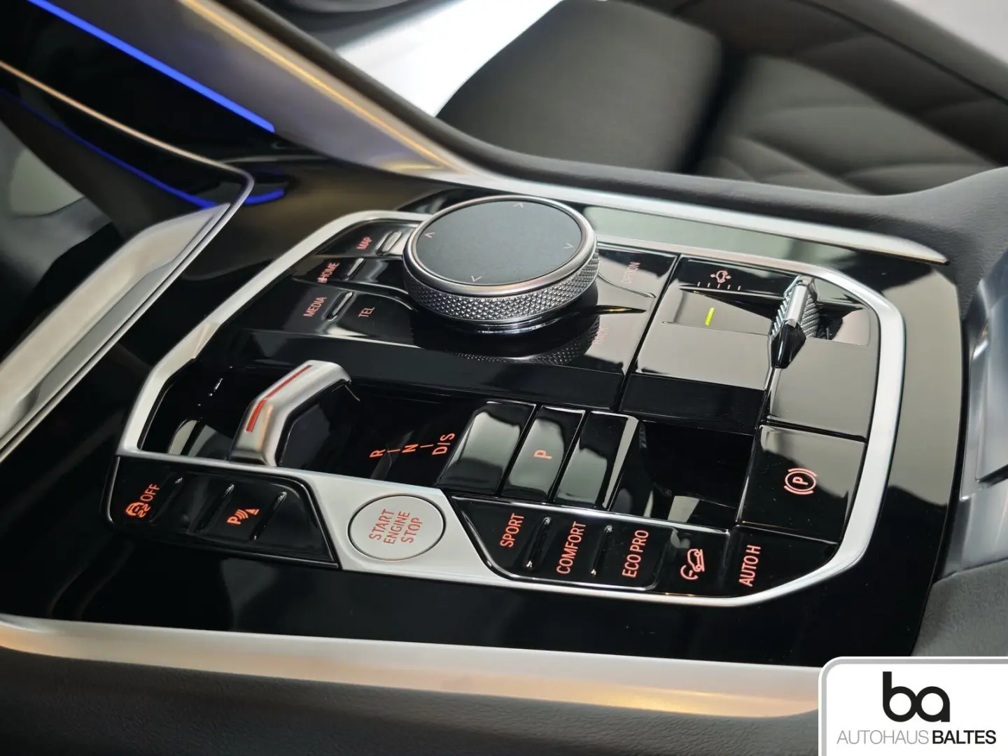 X6 30d xDrive M Sport Pro 22  Pano HK Luft 4Z AH