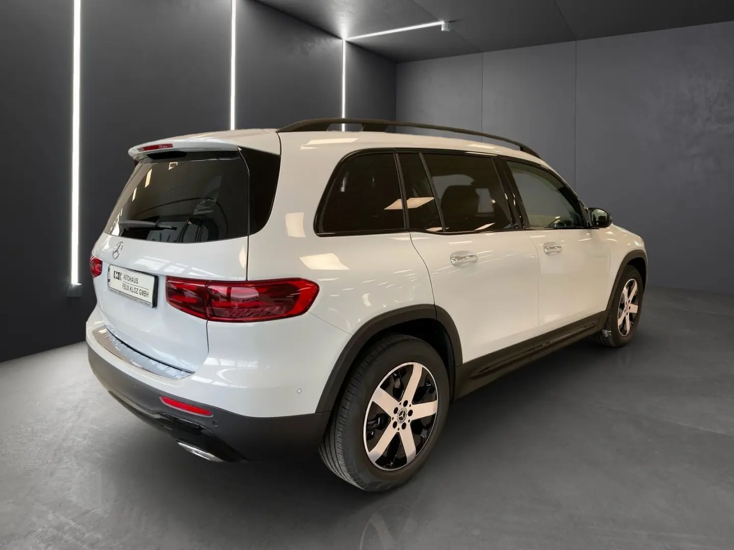 GLB 250 4M 7-Sitz AHK Distr Totwi 360 Mbeam Memo