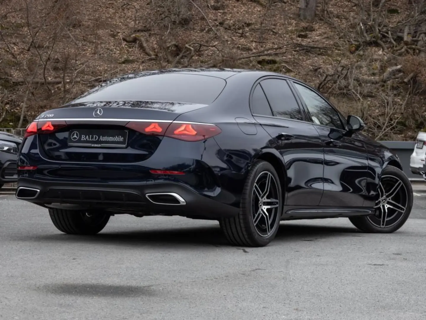 E 200 AMG Wide Digital Pano AHK Burm4D Night 19'