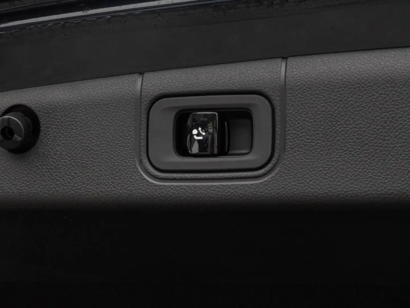 E 200 AMG Wide Digital Pano AHK Burm4D Night 19'