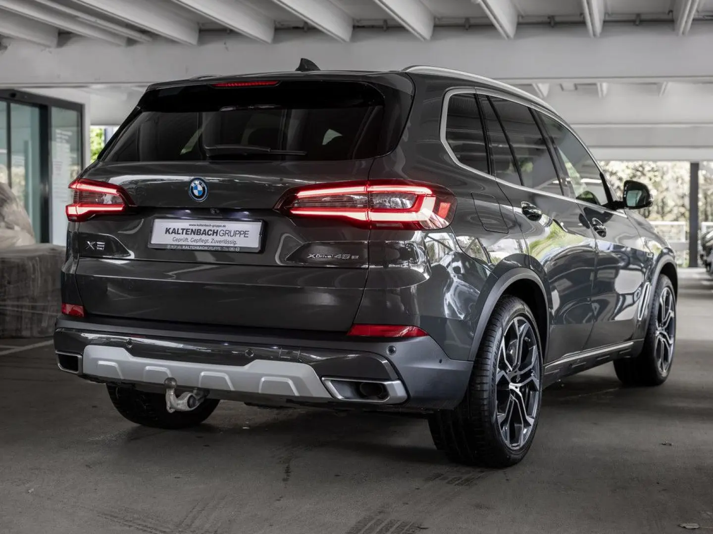 X5 xDrive 45e X-Line PANO AHK HUD 360  LASER LED
