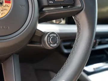 Cayenne E-Hybrid BOSE