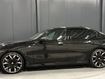 520d xDrive M-Sport Pro 21Zoll CARBON Innovation