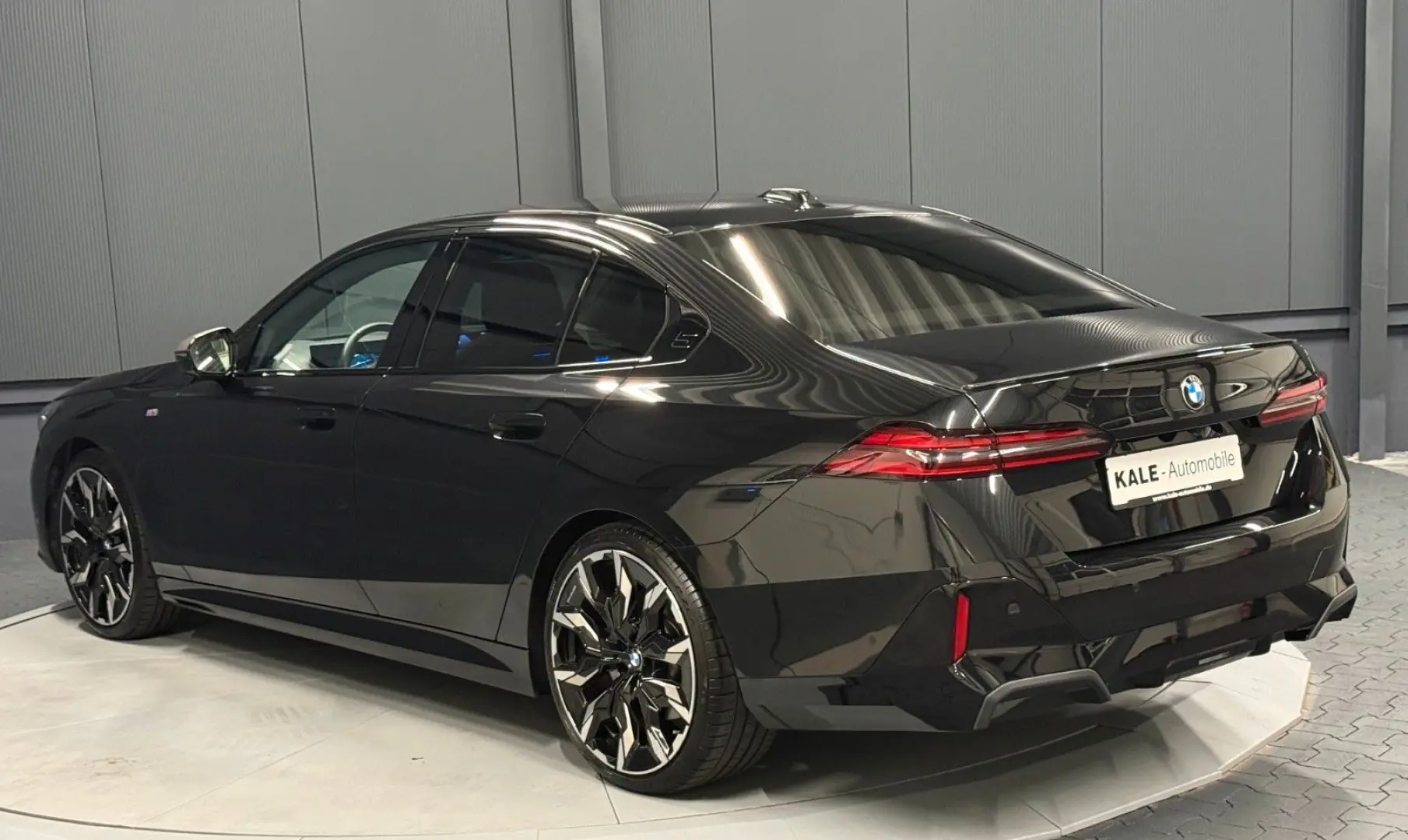 520d xDrive M-Sport Pro 21Zoll CARBON Innovation