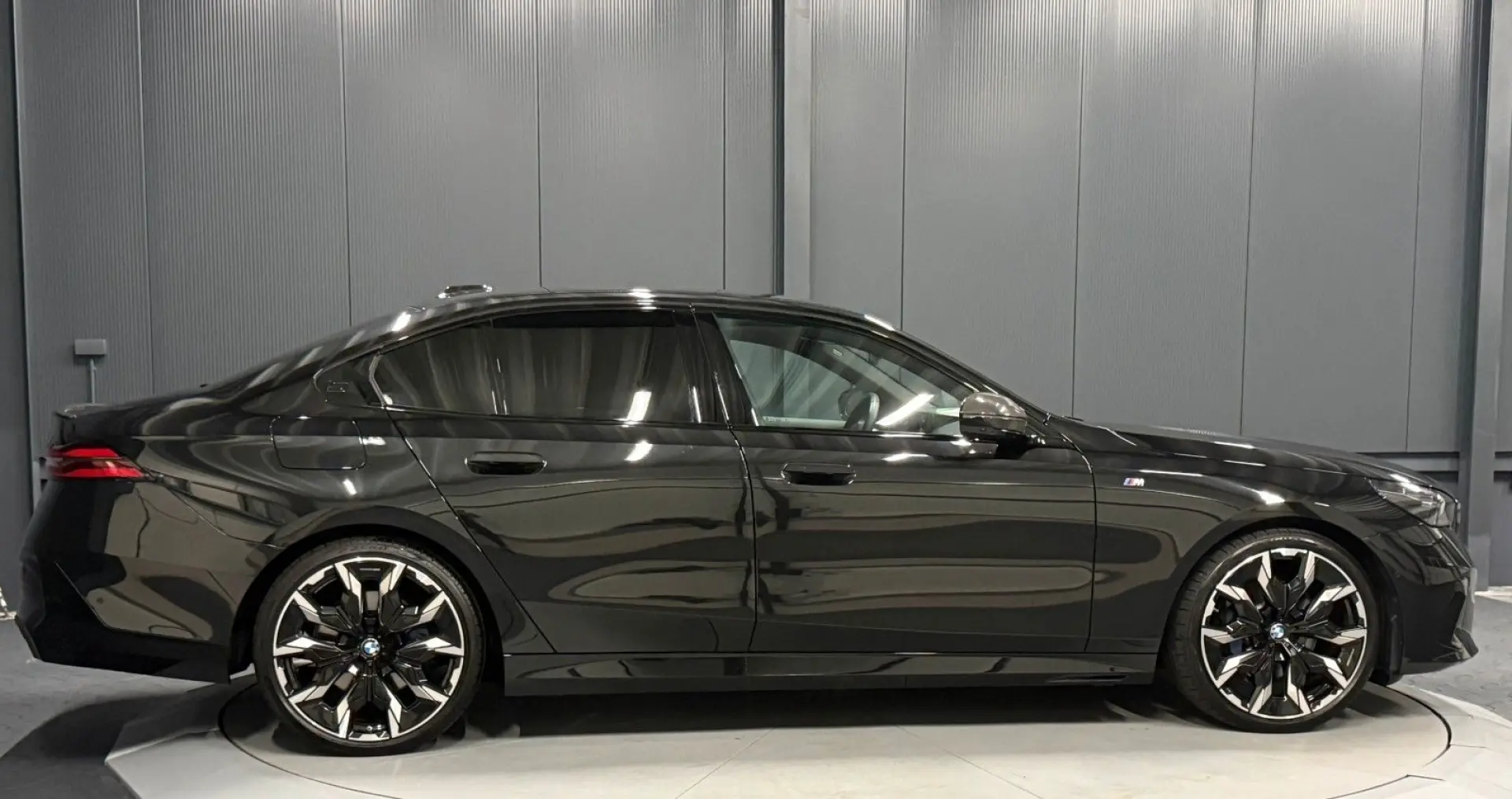 520d xDrive M-Sport Pro 21Zoll CARBON Innovation