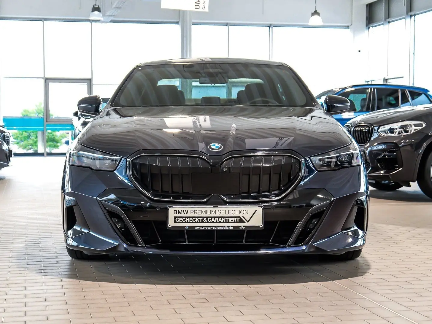 520d xDrive MSportPro Pano AHK Sitzbelüft. H&R