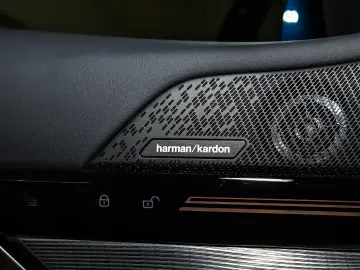 520d xDrive MSportPro Pano AHK Sitzbelüft. H&R