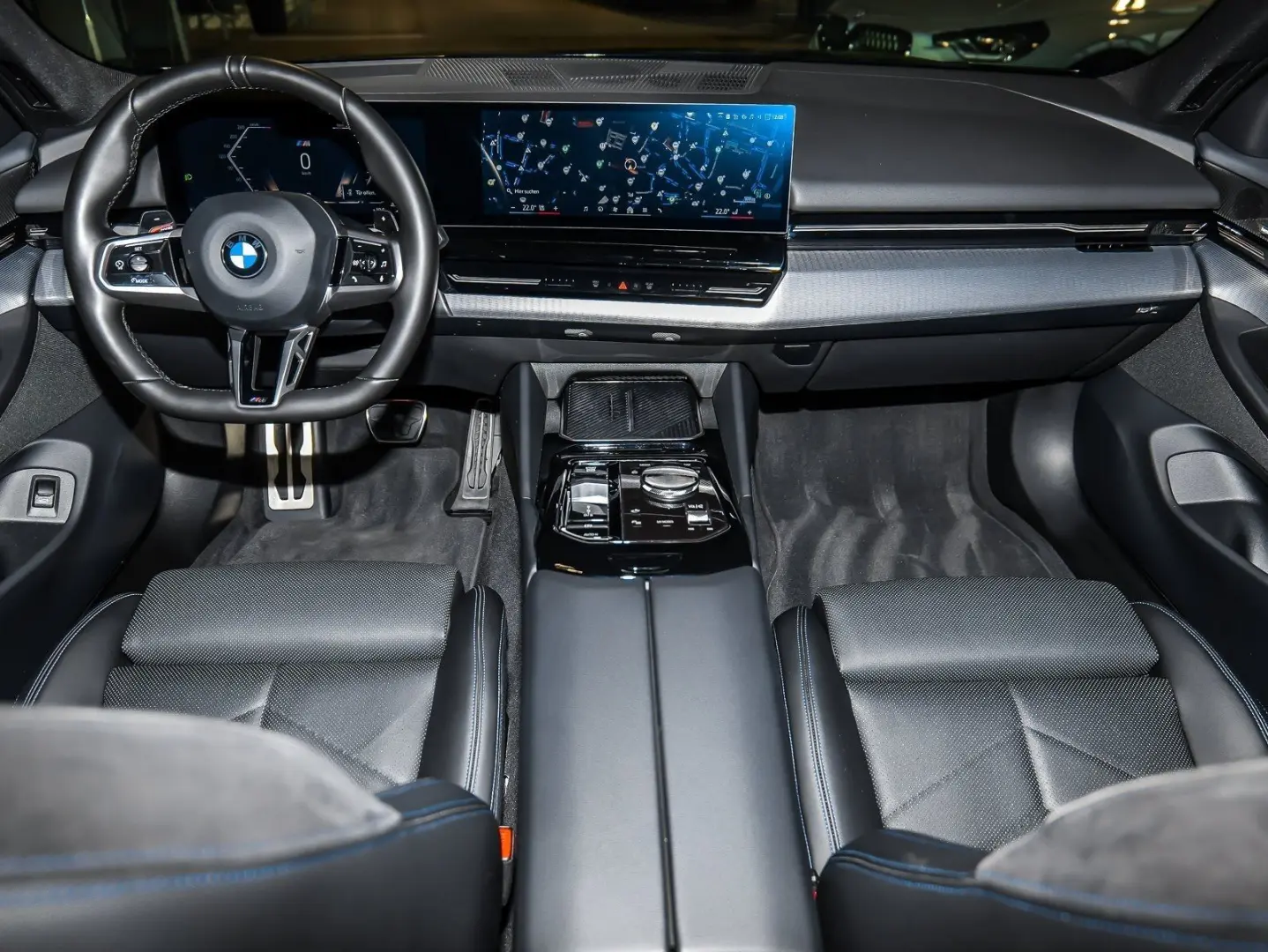 520d xDrive MSportPro Pano AHK Sitzbelüft. H&R