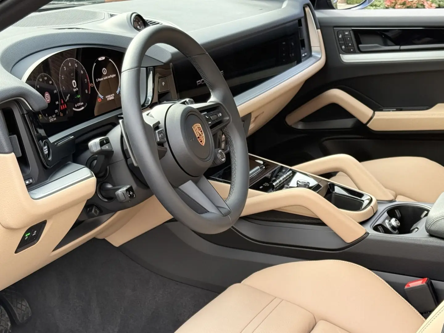 Cayenne E-Hybrid Coupe BEIFAHRERDISPLAY SPORTDES