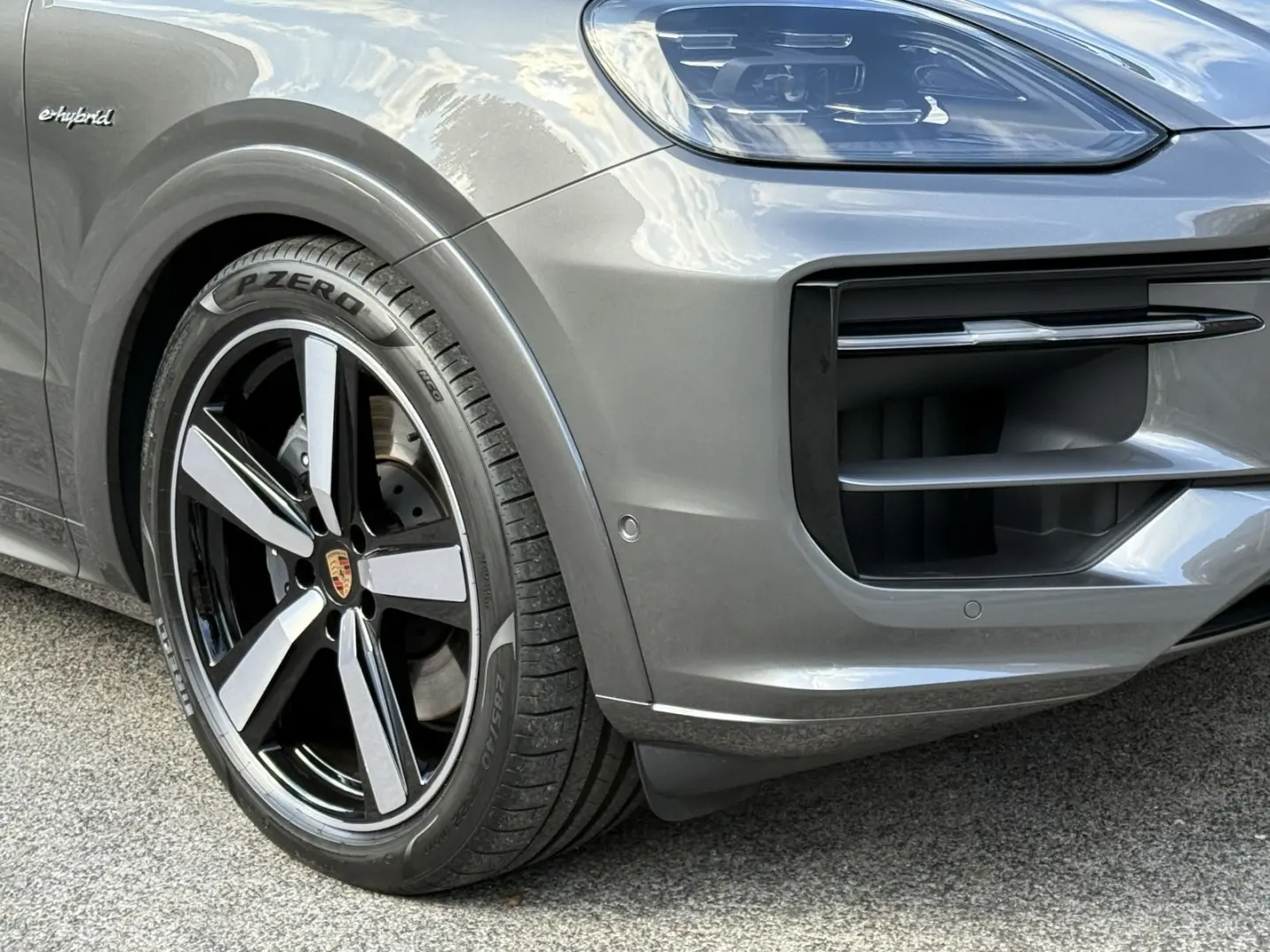 Cayenne E-Hybrid Coupe BEIFAHRERDISPLAY SPORTDES