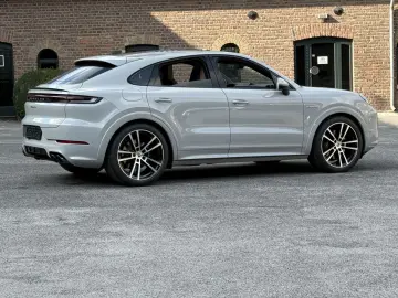 Cayenne E-Hybrid Coupe SPORTDESIGN INNODRIVE 22
