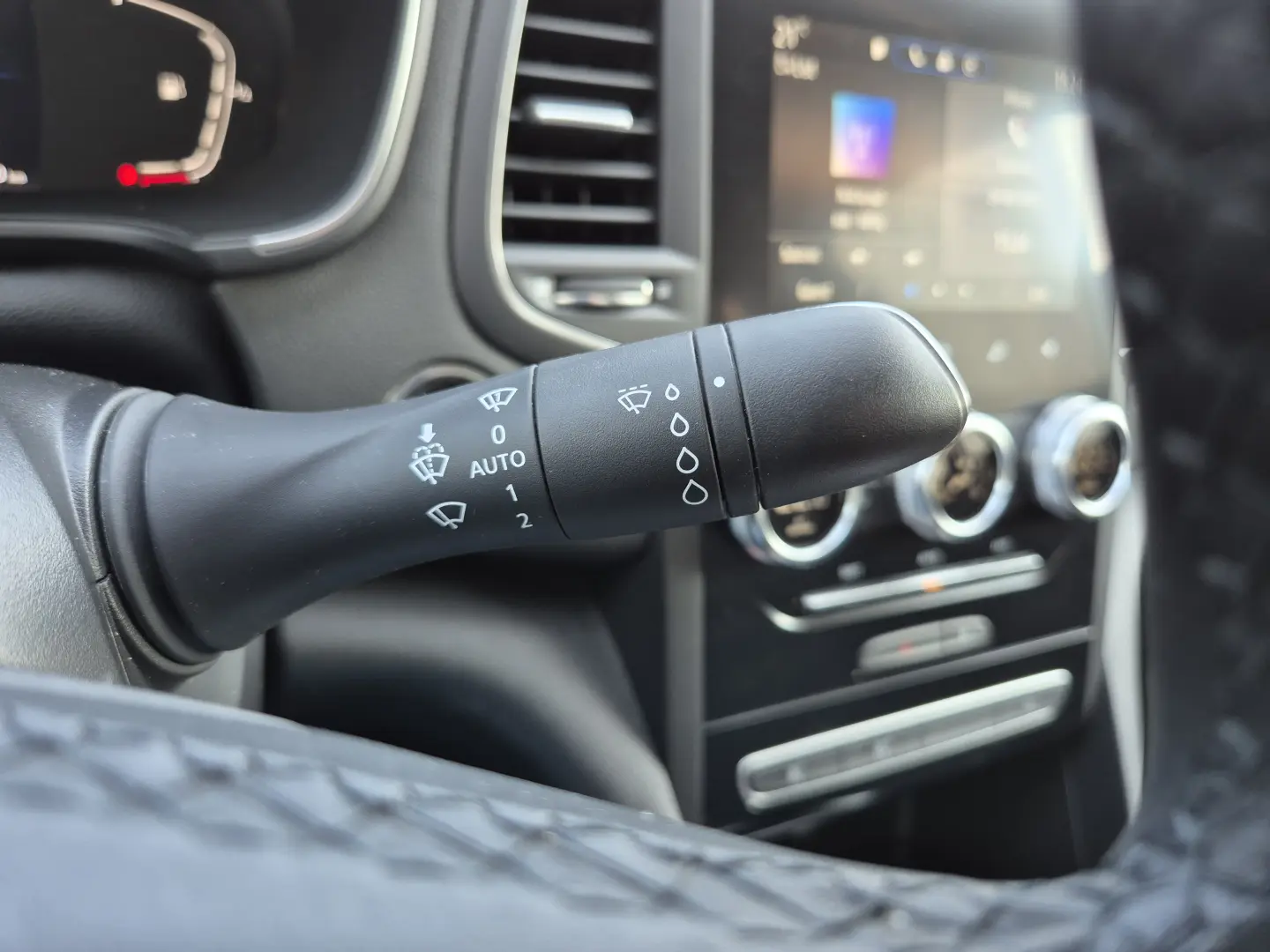 Renault Megane 1.3 TCe 140 CP EDC Equilibre 2024