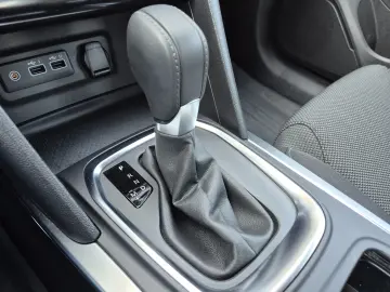 Renault Megane 1.3 TCe 140 CP EDC Equilibre 2024