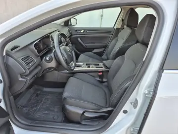 Renault Megane 1.3 TCe 140 CP EDC Equilibre 2024