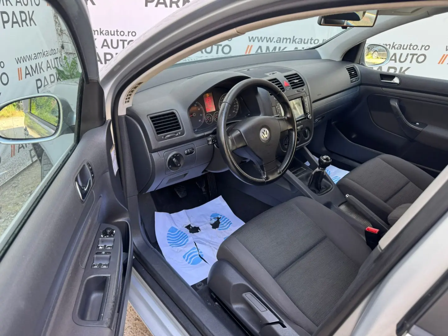 Volkswagen Golf  – 2005