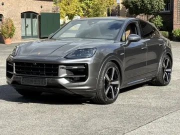 Cayenne E-Hybrid Coupe BEIFAHRERDISPLAY SPORTDES