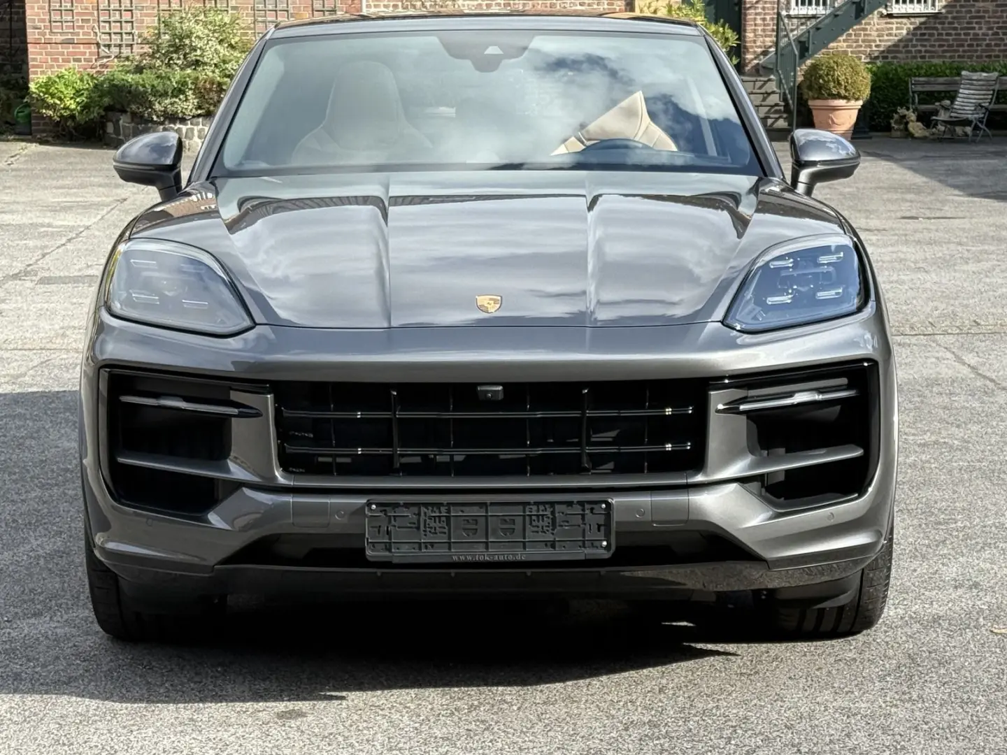 Cayenne E-Hybrid Coupe BEIFAHRERDISPLAY SPORTDES