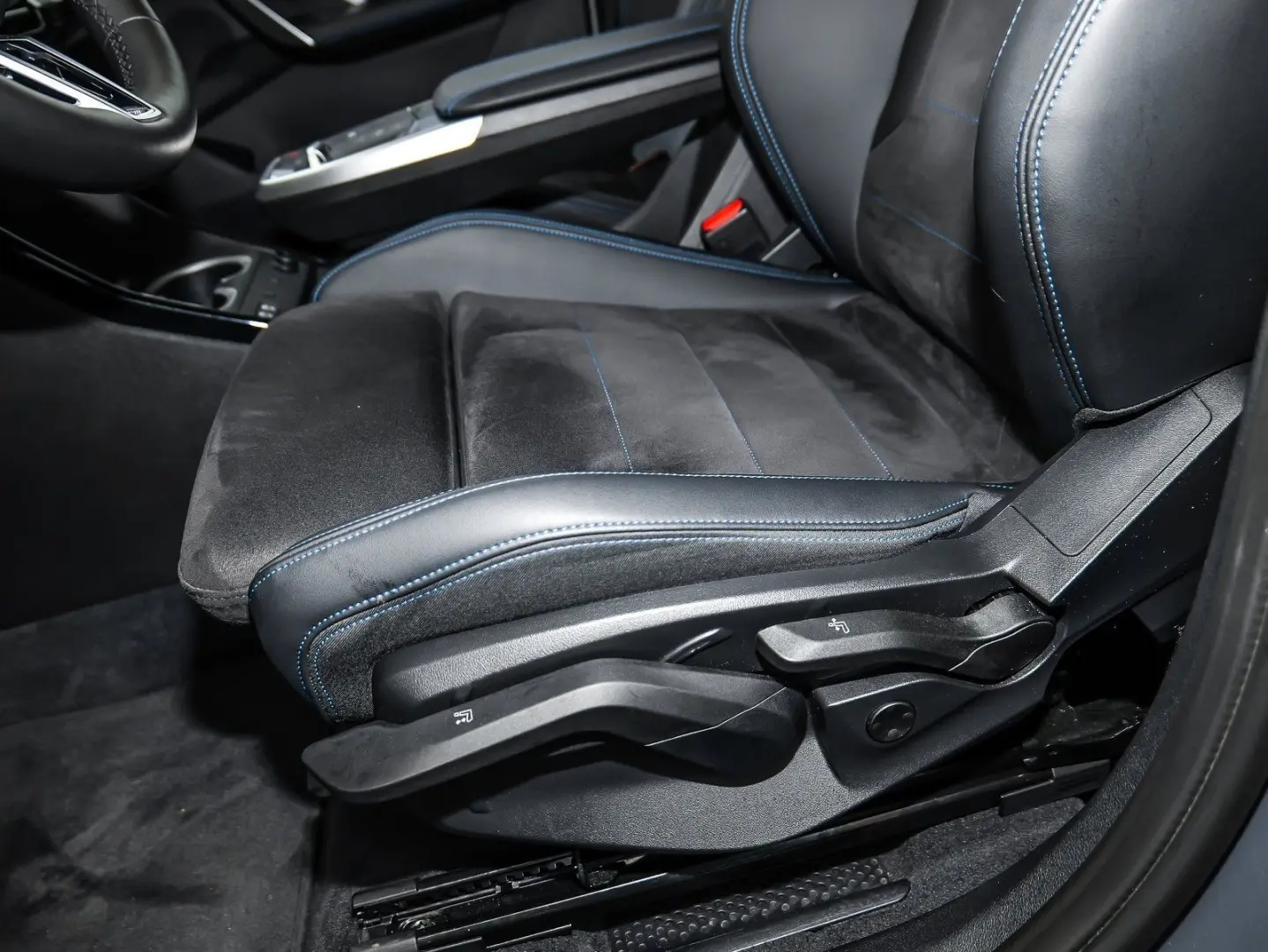 X2 sDrive20i M Sport