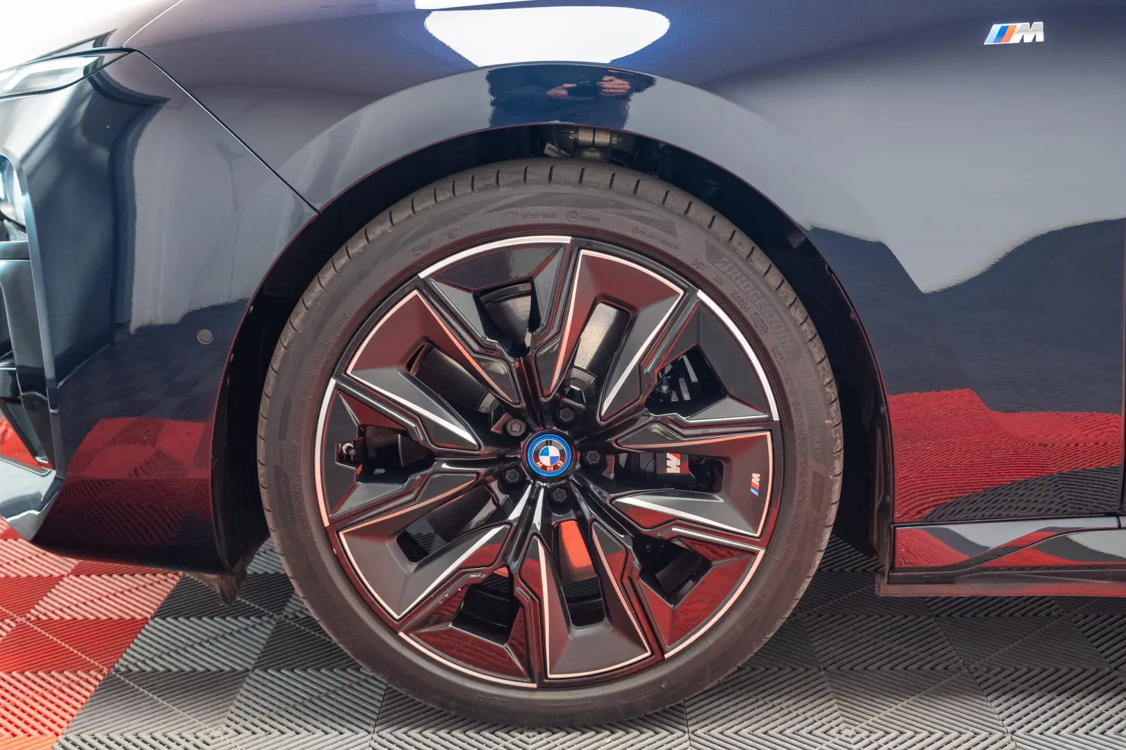 BMW i7 xDrive60 Limousine