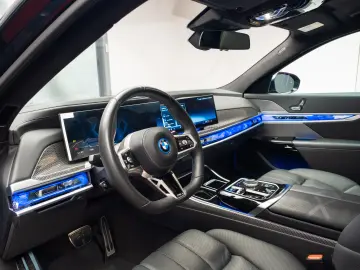 BMW i7 xDrive60 Limousine