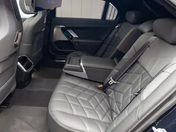 BMW i7 xDrive60 Limousine