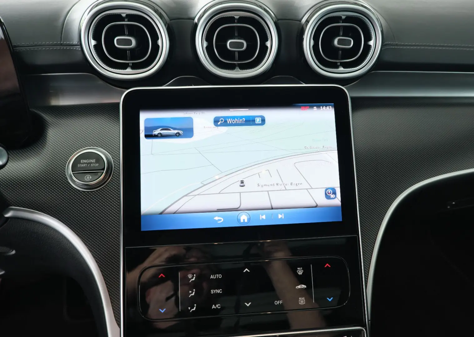 C 300 Lim. AMG-Line MBUX Panorama LED NightPaket