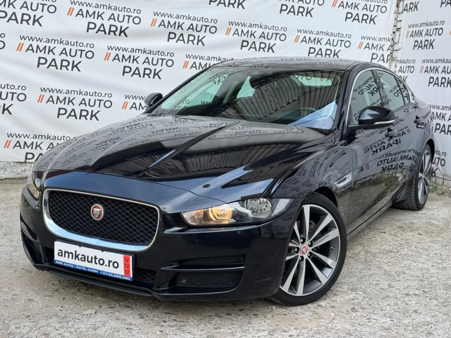 Jaguar Xe - 2016