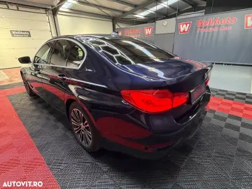BMW Seria 5 520i Aut. Sport Line