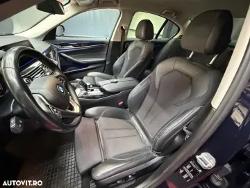 BMW Seria 5 520i Aut. Sport Line