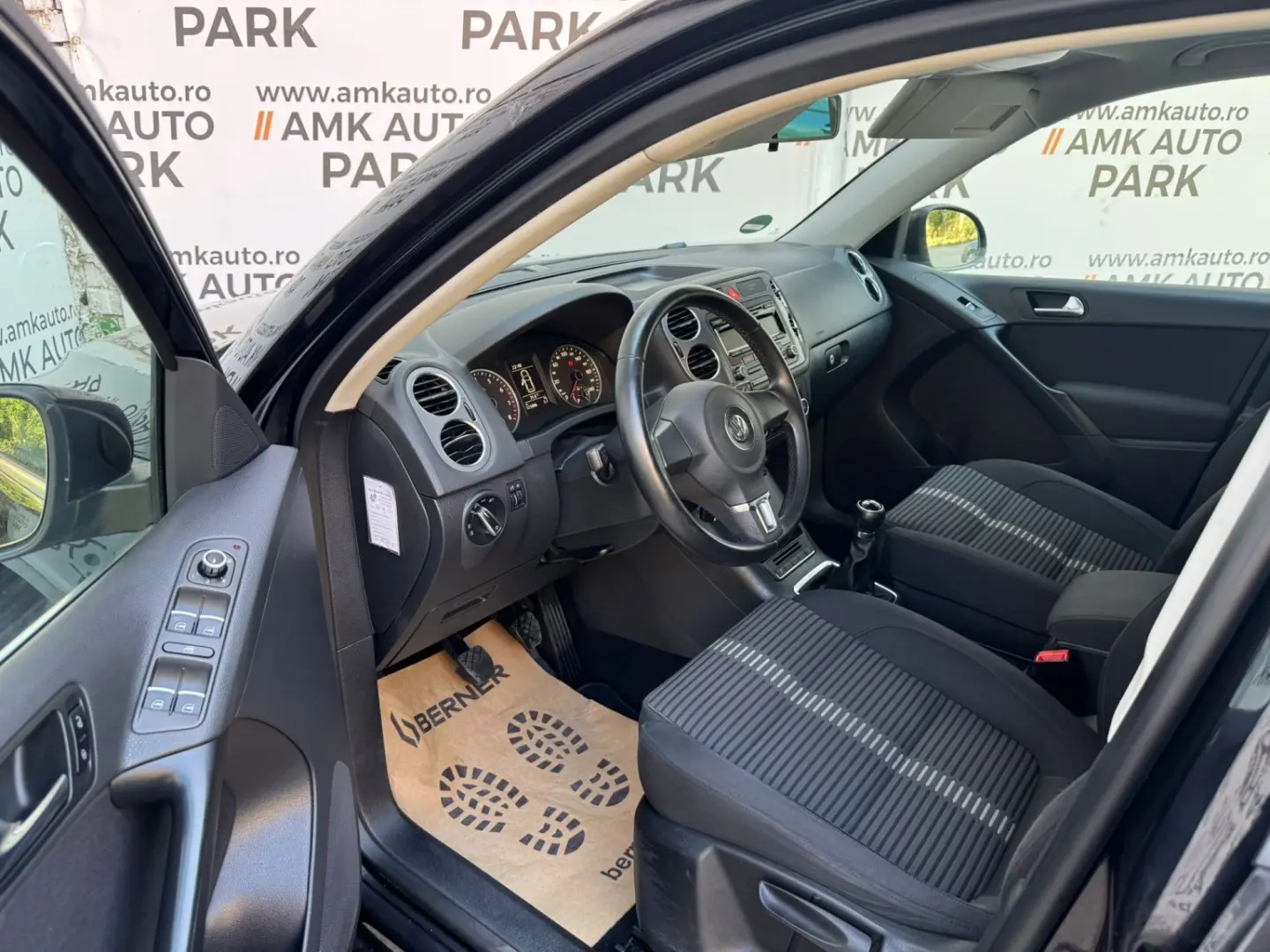 Volkswagen Tiguan – 2011