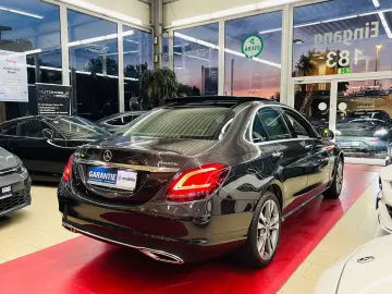 C 300 e 4Matic Exclusive PANORAMA HEAD-UP LEDER