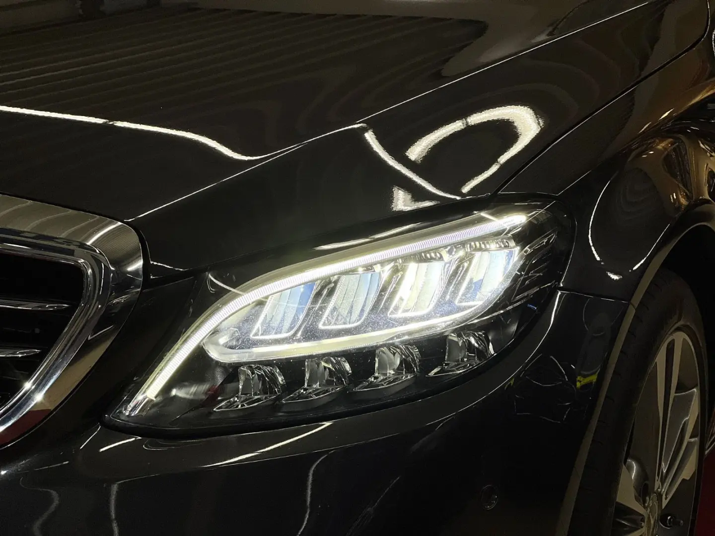 C 300 e 4Matic Exclusive PANORAMA HEAD-UP LEDER