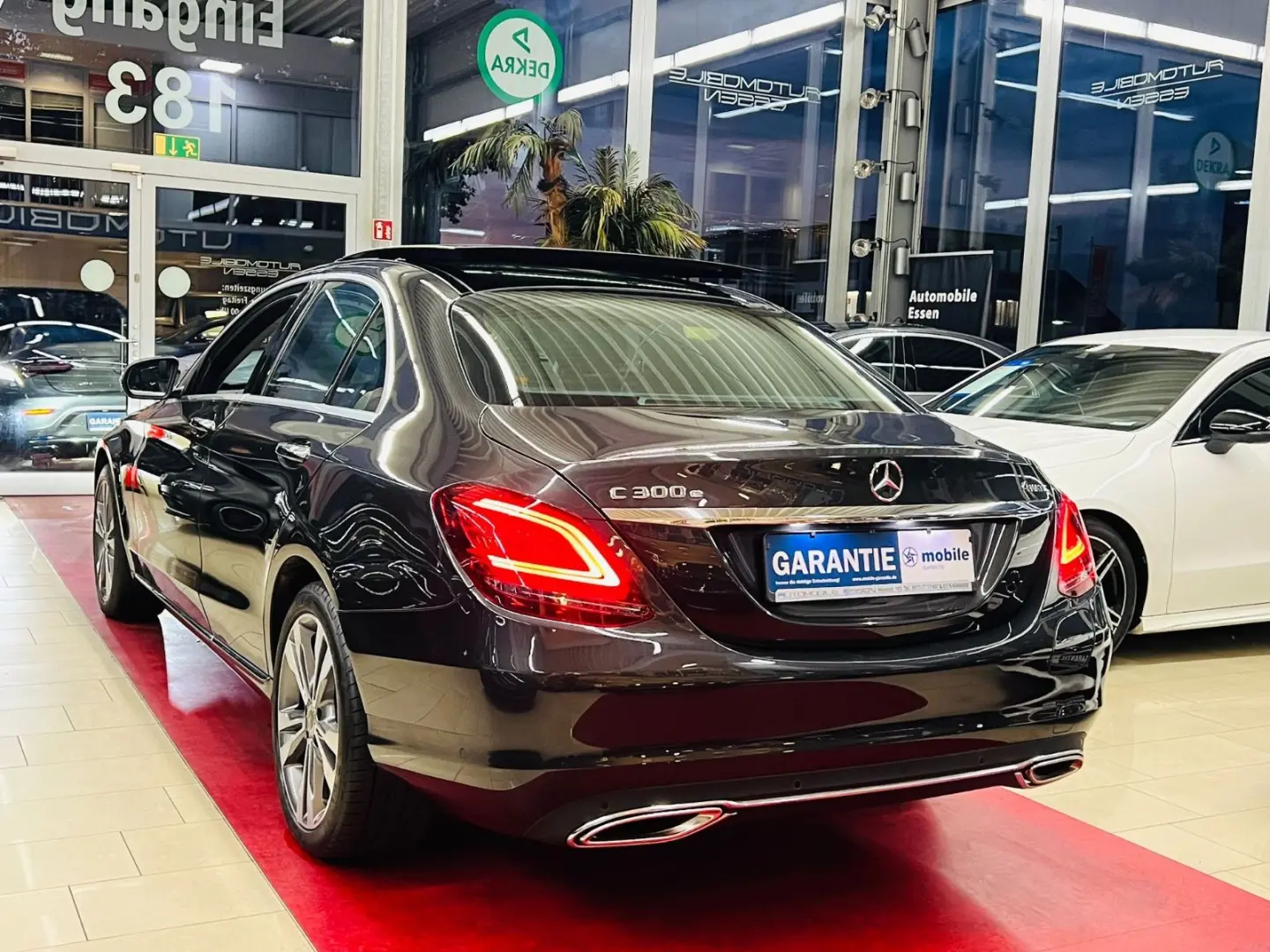 C 300 e 4Matic Exclusive PANORAMA HEAD-UP LEDER