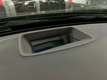 C 300 e 4Matic Exclusive PANORAMA HEAD-UP LEDER