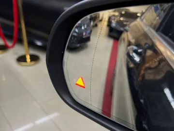 C 300 e 4Matic Exclusive PANORAMA HEAD-UP LEDER