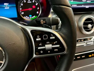 C 300 e 4Matic Exclusive PANORAMA HEAD-UP LEDER