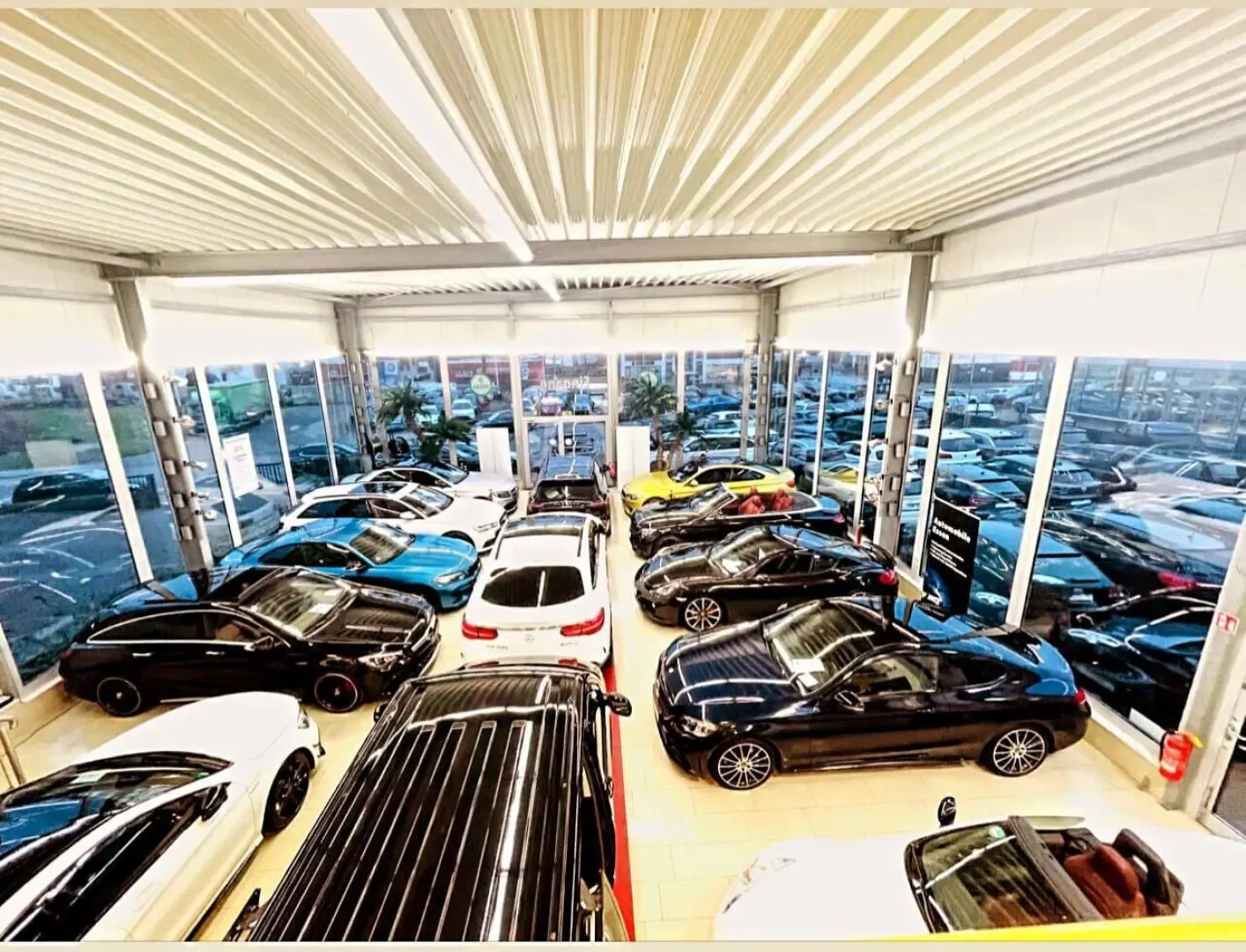 C 300 e 4Matic Exclusive PANORAMA HEAD-UP LEDER