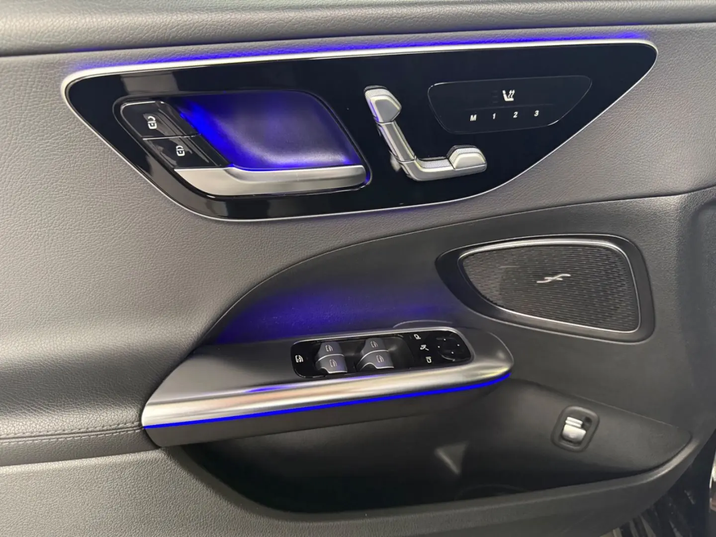 C 300 Lim. AVANTGARDE MEMORY AHK LED TOTW