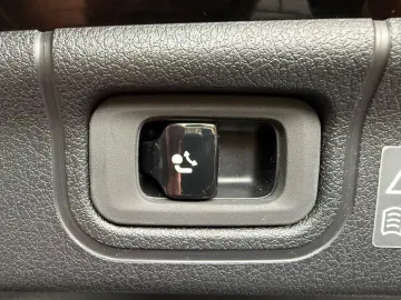 C 300 Lim. AVANTGARDE MEMORY AHK LED TOTW