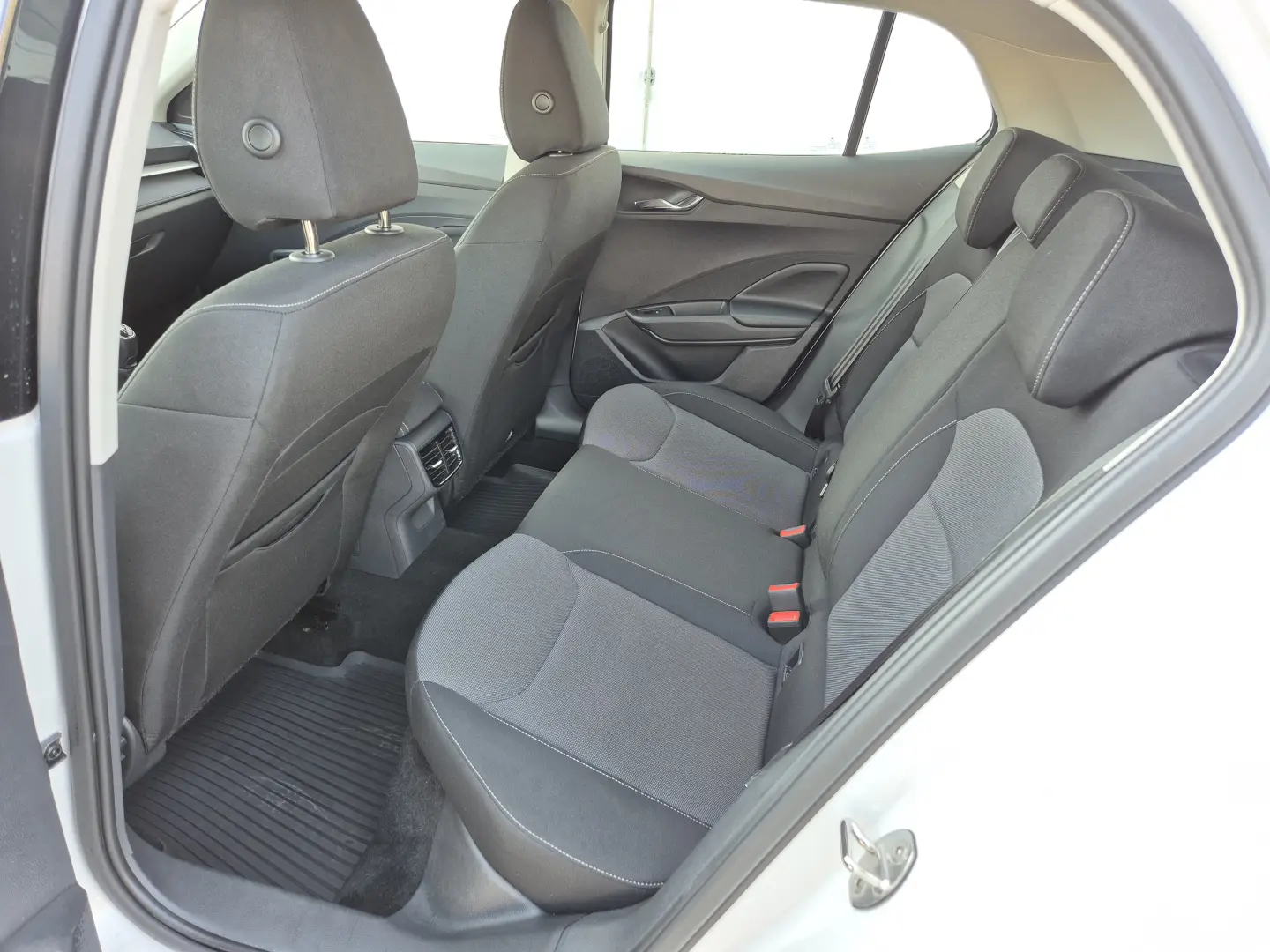 Skoda Fabia 1.0 TSI 95 CP Selection 2024