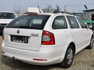 Skoda Octavia Kombi 1.6TDI GreenLine 09.2012 GARANTIE