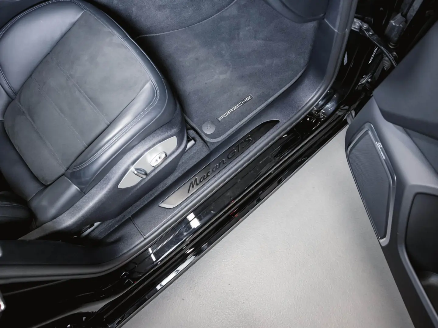 Macan GTS Sport Chrono Burmester Standheizung