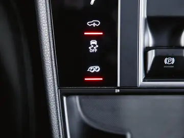 Macan GTS Sport Chrono Burmester Standheizung